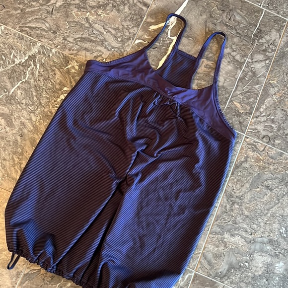 Gap BodyFit tank top - Picture 4 of 6